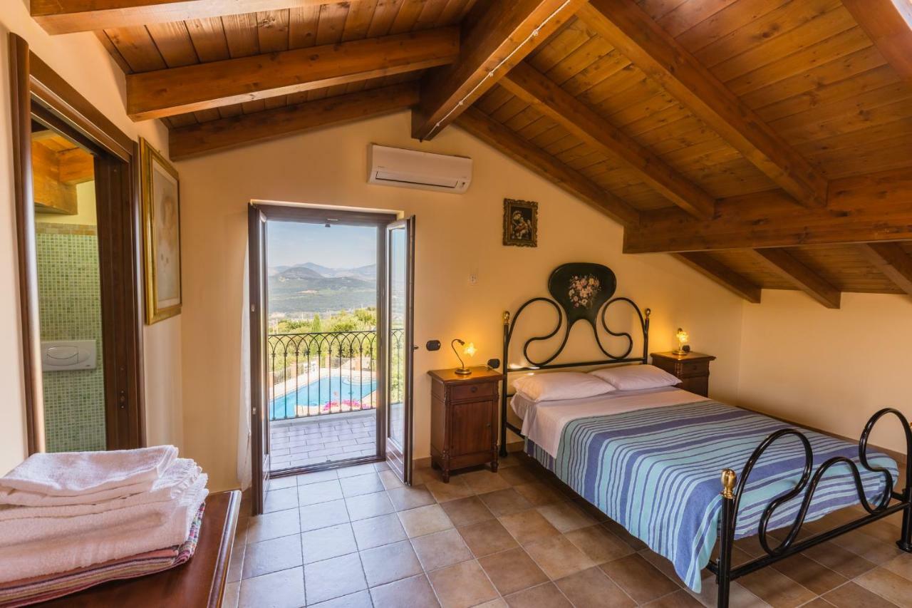 Villa La Casetta Sonnino Esterno foto