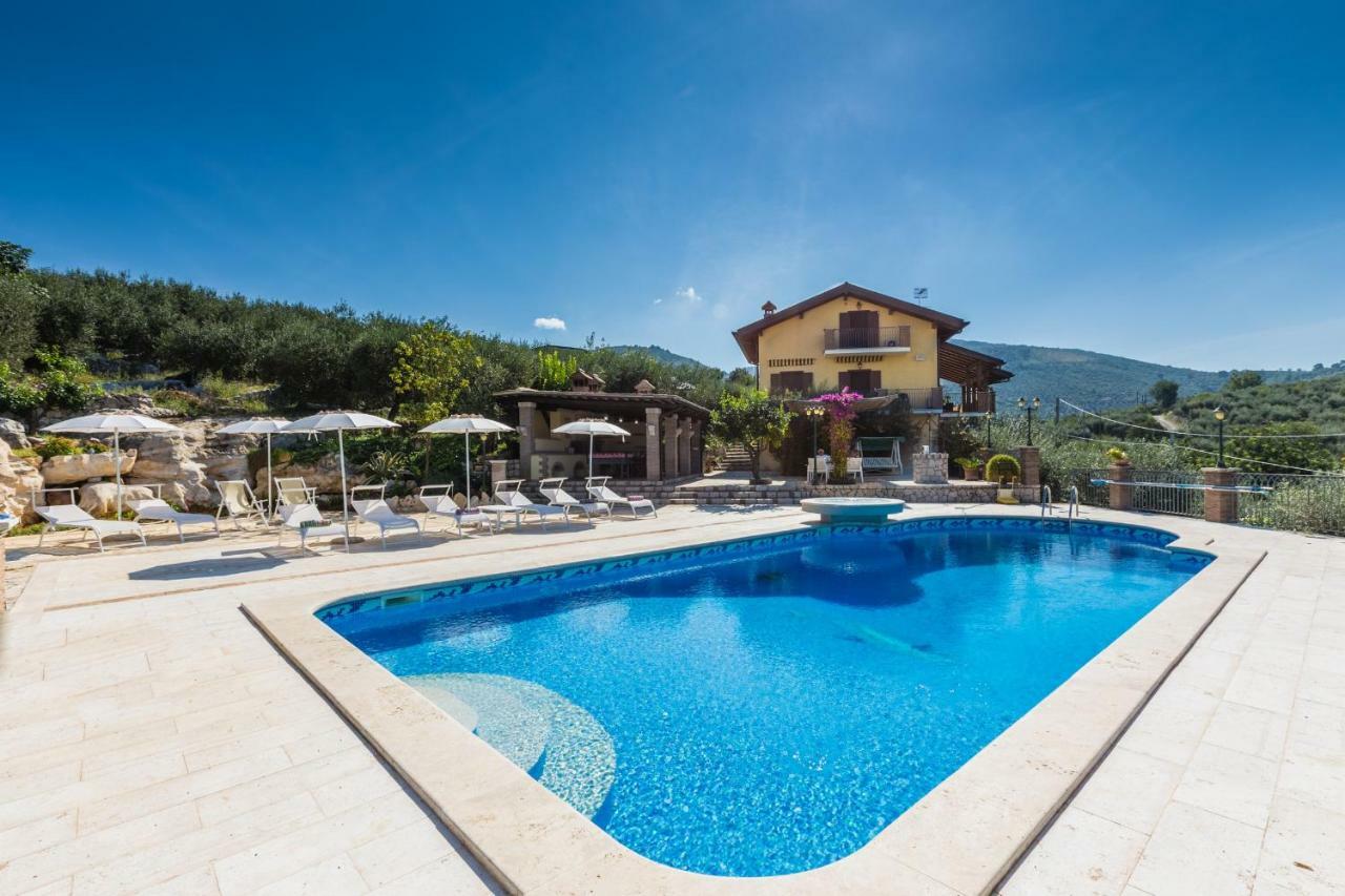 Villa La Casetta Sonnino Esterno foto